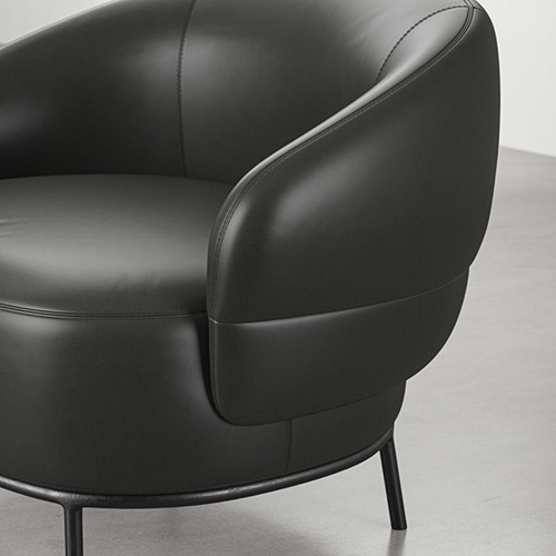 Lustrana LA002 Black Chair